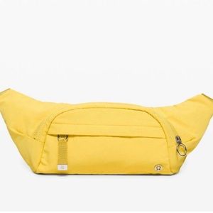 NWT Lululemon On The Beat Belt Bag Soleil
(Yellow) Color 4.5L